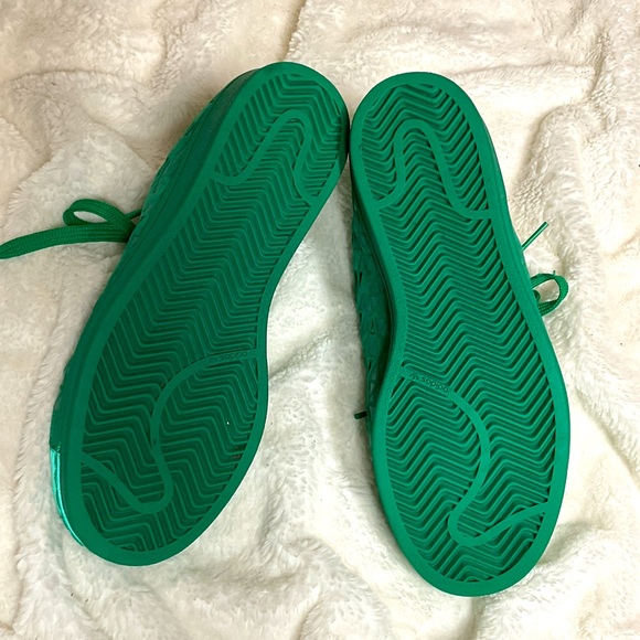 Reflective bright green Adidas Superstars - Picture 9 of 9